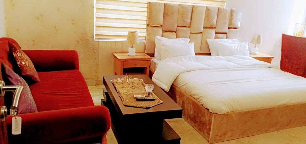 Executive Deluxe 2 - Zamin Suites Abuja