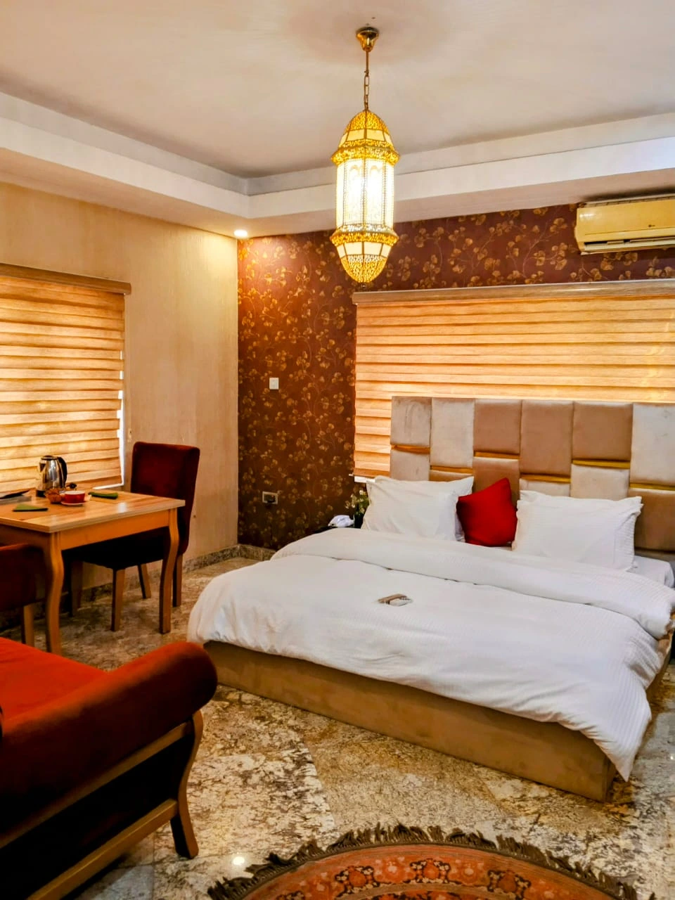 Business Suite - Zamin Suites Abuja