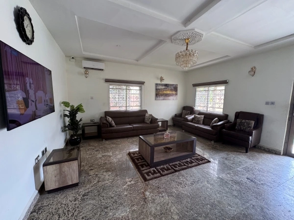 Zamin Suites lounge area